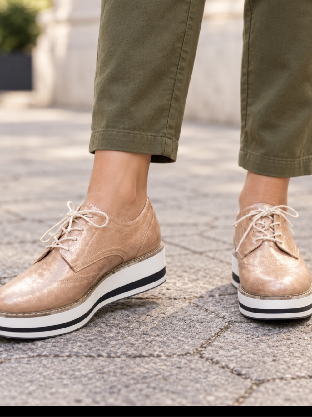Tan Chunky Platform Brogue Oxfords | EU 41 (US Women's 10